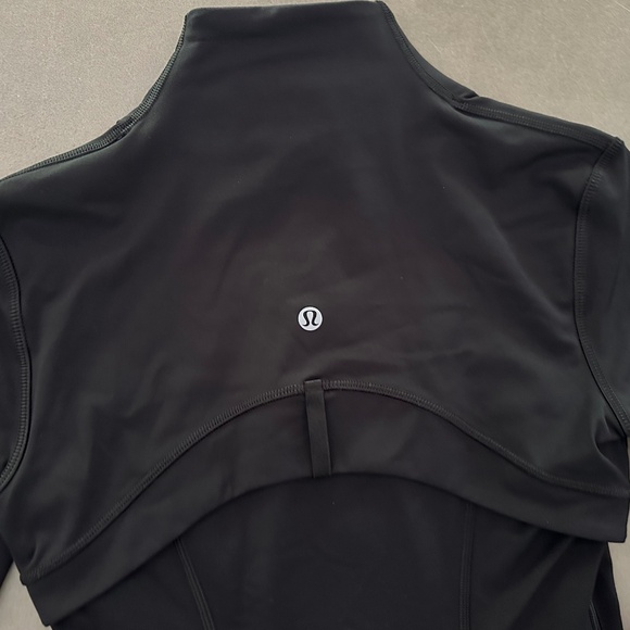 Lululemon Define Jacket in Black - Picture 7 of 8